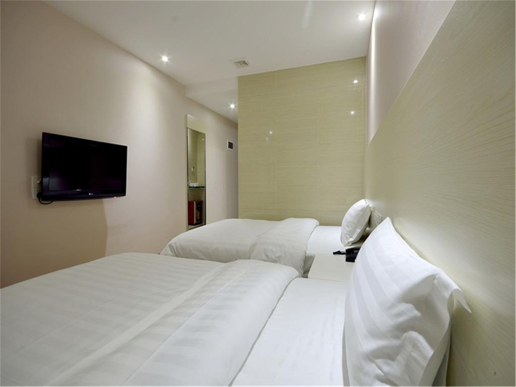 גואנגג'ואו Fucheng Business Hotel מראה חיצוני תמונה