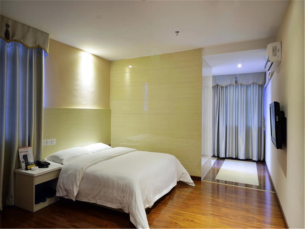 גואנגג'ואו Fucheng Business Hotel מראה חיצוני תמונה