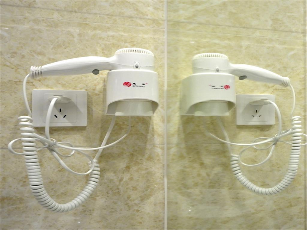 גואנגג'ואו Fucheng Business Hotel מראה חיצוני תמונה