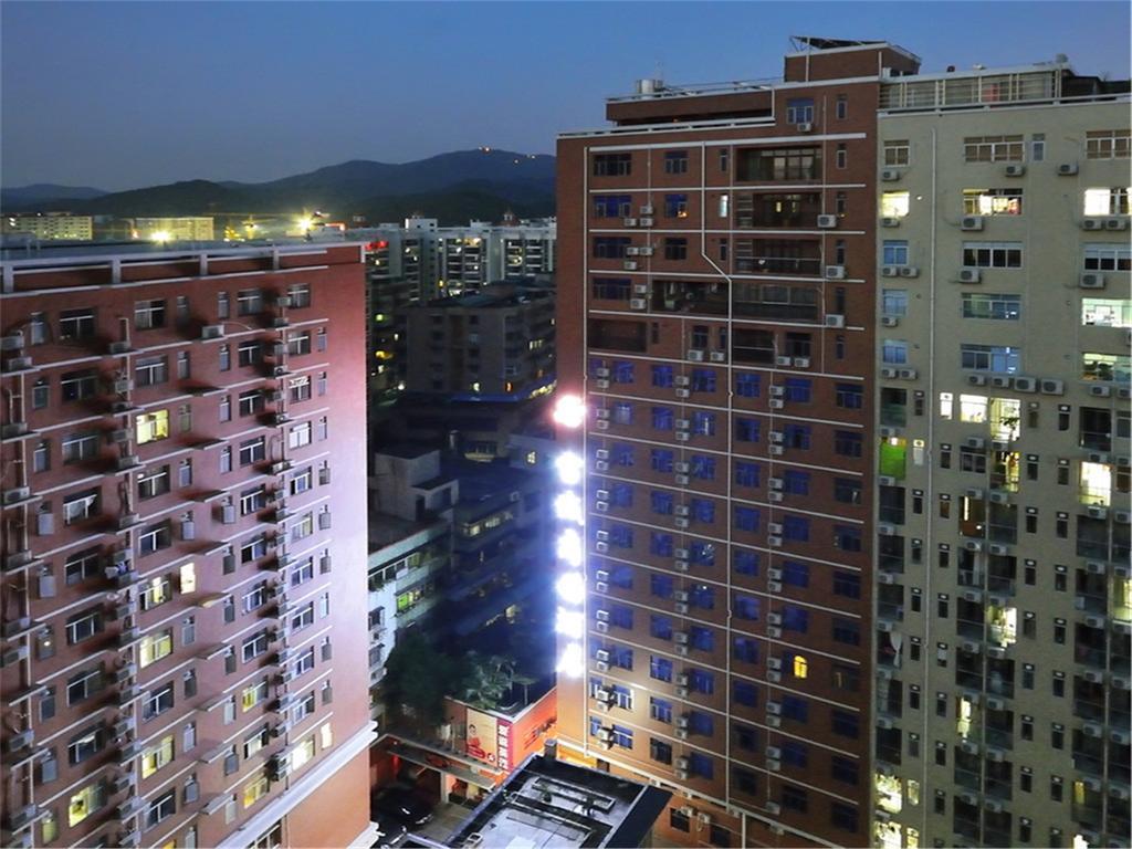 גואנגג'ואו Fucheng Business Hotel מראה חיצוני תמונה