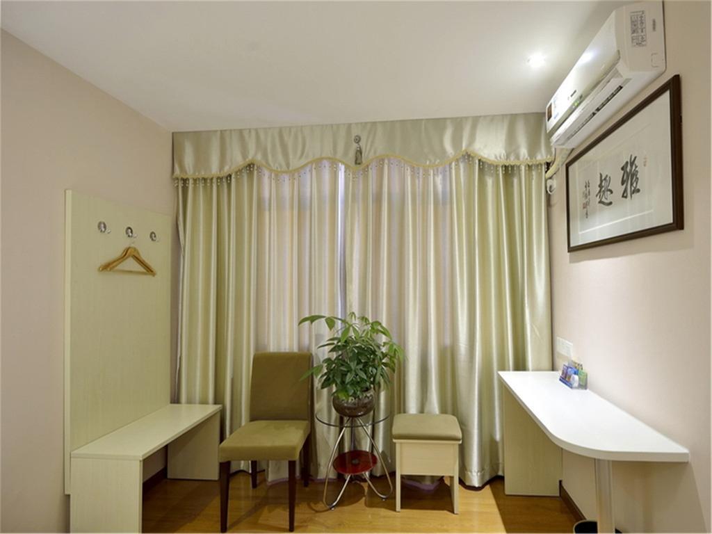 גואנגג'ואו Fucheng Business Hotel מראה חיצוני תמונה